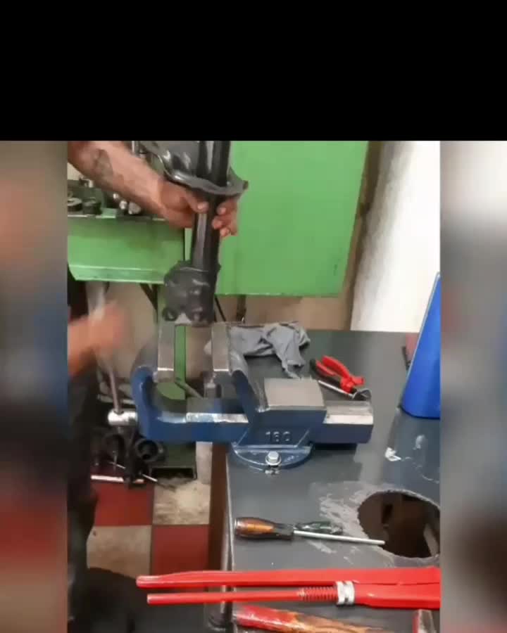 تعمیر و تقویت کمک فنر خودرو با ضمانت دو ساله|خدمات موتور و ماشین|یزد, |دیوار