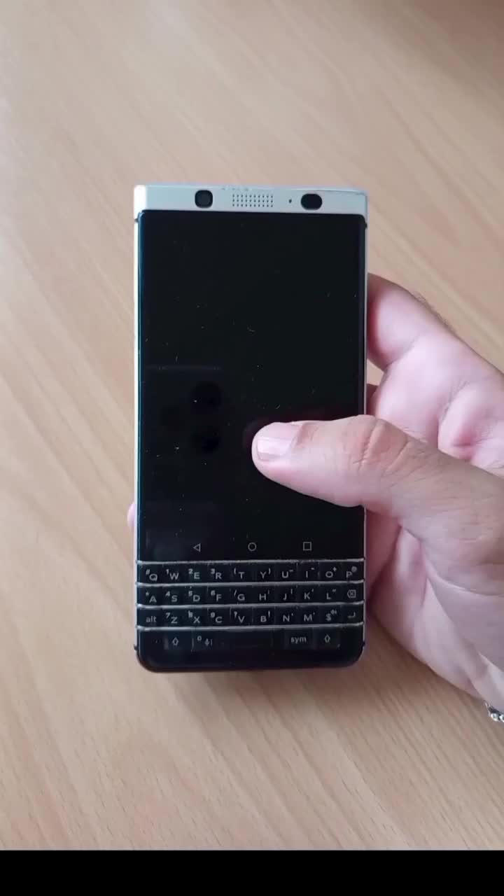 BlackBerry KEYone|موبایل|تهران, فلسطین (میدان انقلاب)|دیوار
