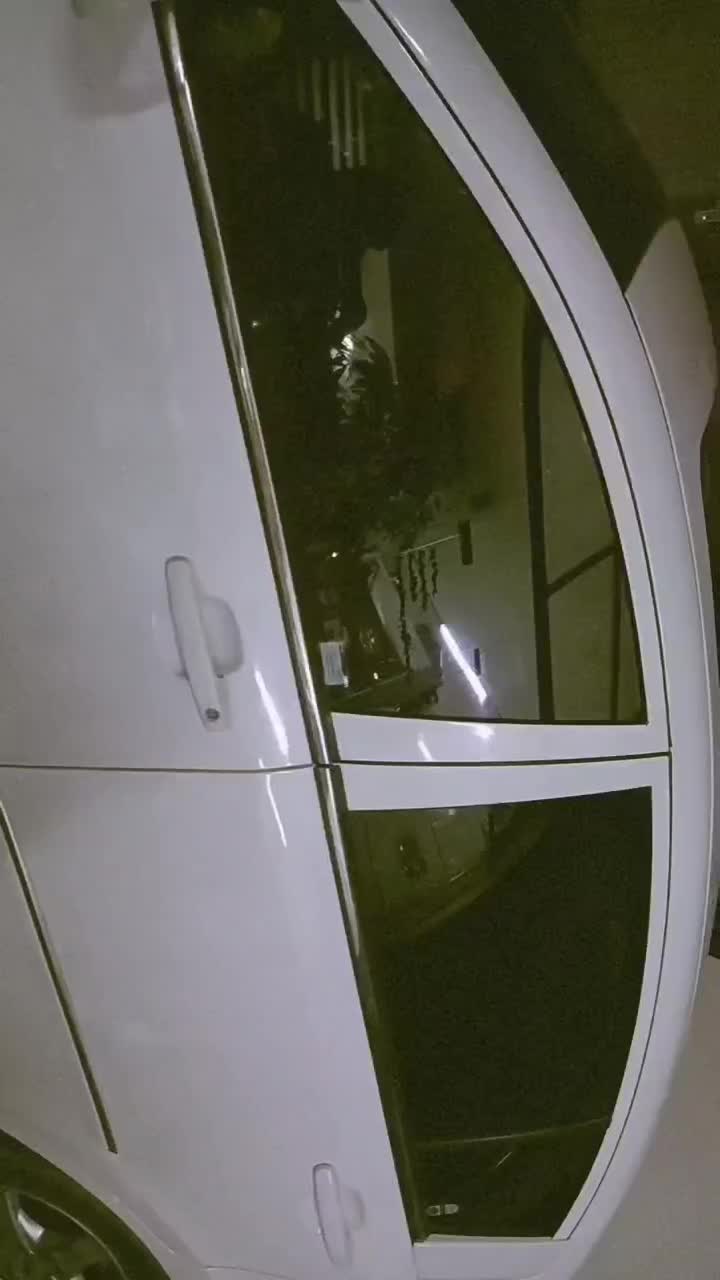 نصب شیشه دودی تضمینی زیر قیمت بازار|قطعات یدکی و لوازم جانبی|تبریز, |دیوار