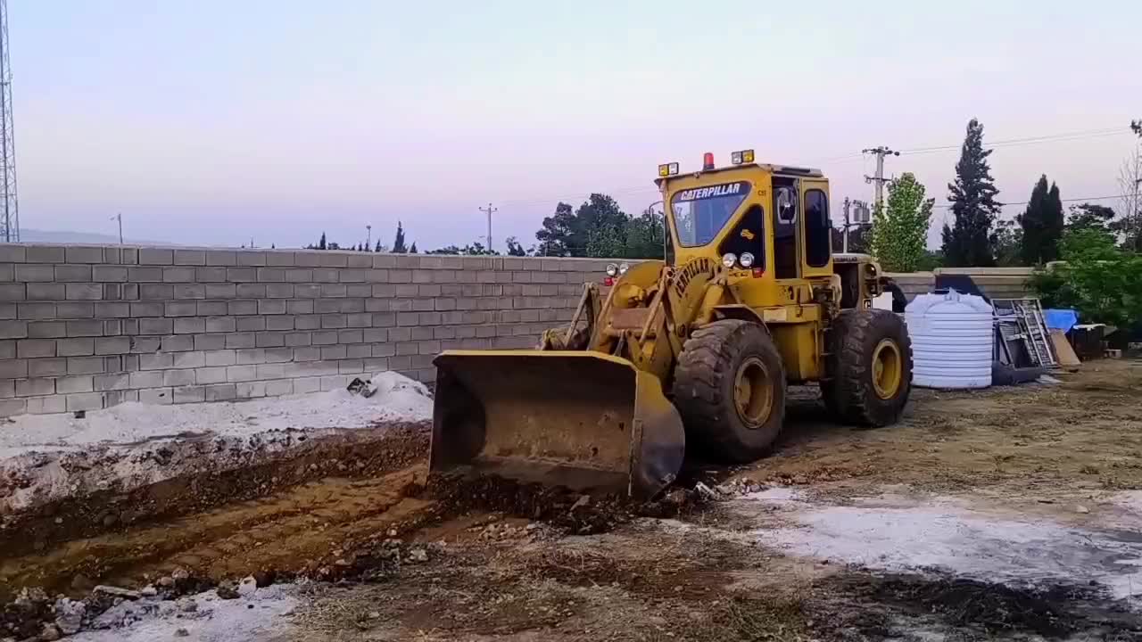 لودر کمپرسی|خدمات حمل و نقل|زرقان, |دیوار