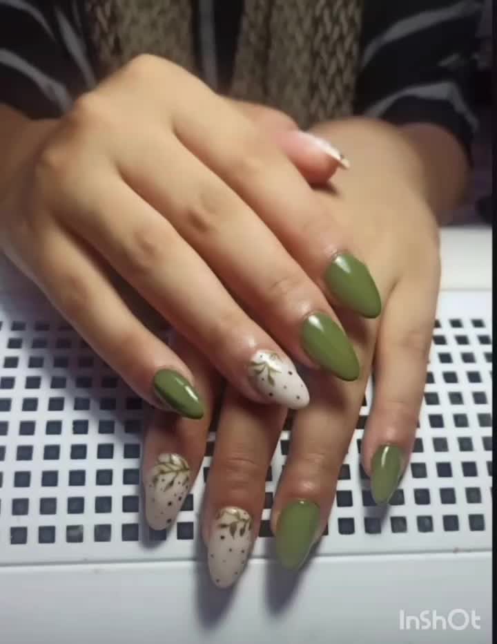 کاشت ناخن کاشت مژه ولیفت ابرو ومژه در دهپهن|خدمات آرایشگری و زیبایی|کرمانشاه, |دیوار