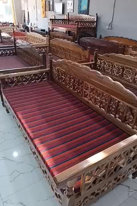 تخت سنتی|تخت و سرویس خواب|کاشان, دشت لتحر|دیوار