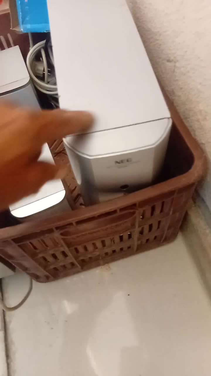 کامپیوتر قدیمی سالم با تمام وسایل|رایانه رومیزی|صدرا-فارس, فاز ۲|دیوار