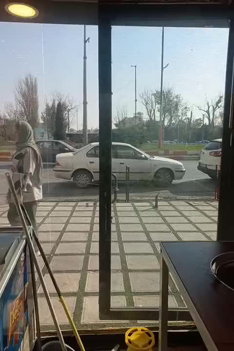 همکار خانم در میدان ارتش نیازمندیم|استخدام خدمات فروشگاه و رستوران|اردبیل, |دیوار