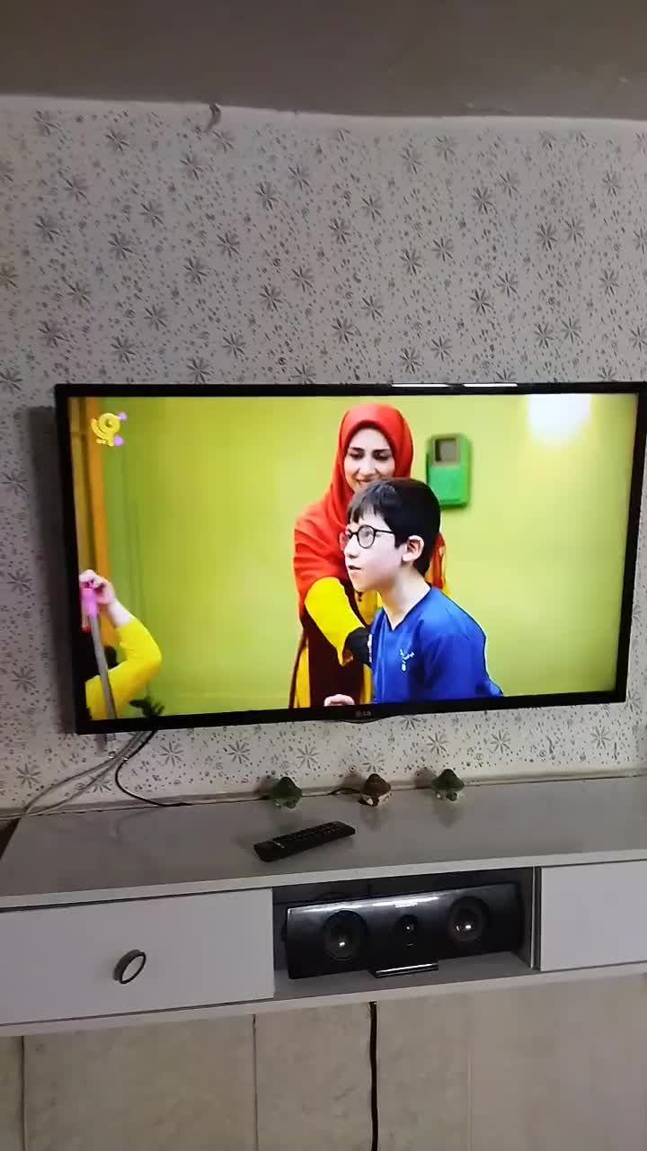 حراج تلوزیون ال ای دی 42 میزناهارخوری سینماخانگی|حراج|مشهد, طلاب|دیوار
