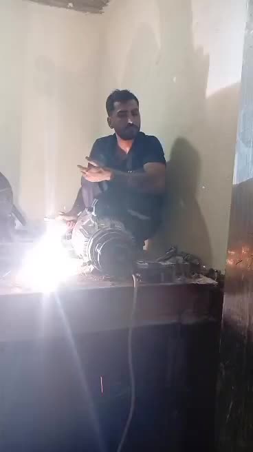 بالابر هیدرولیک آسانسور و...نصب و تعمیر|خدمات پیشه و مهارت|اهواز, زندوکیلی|دیوار