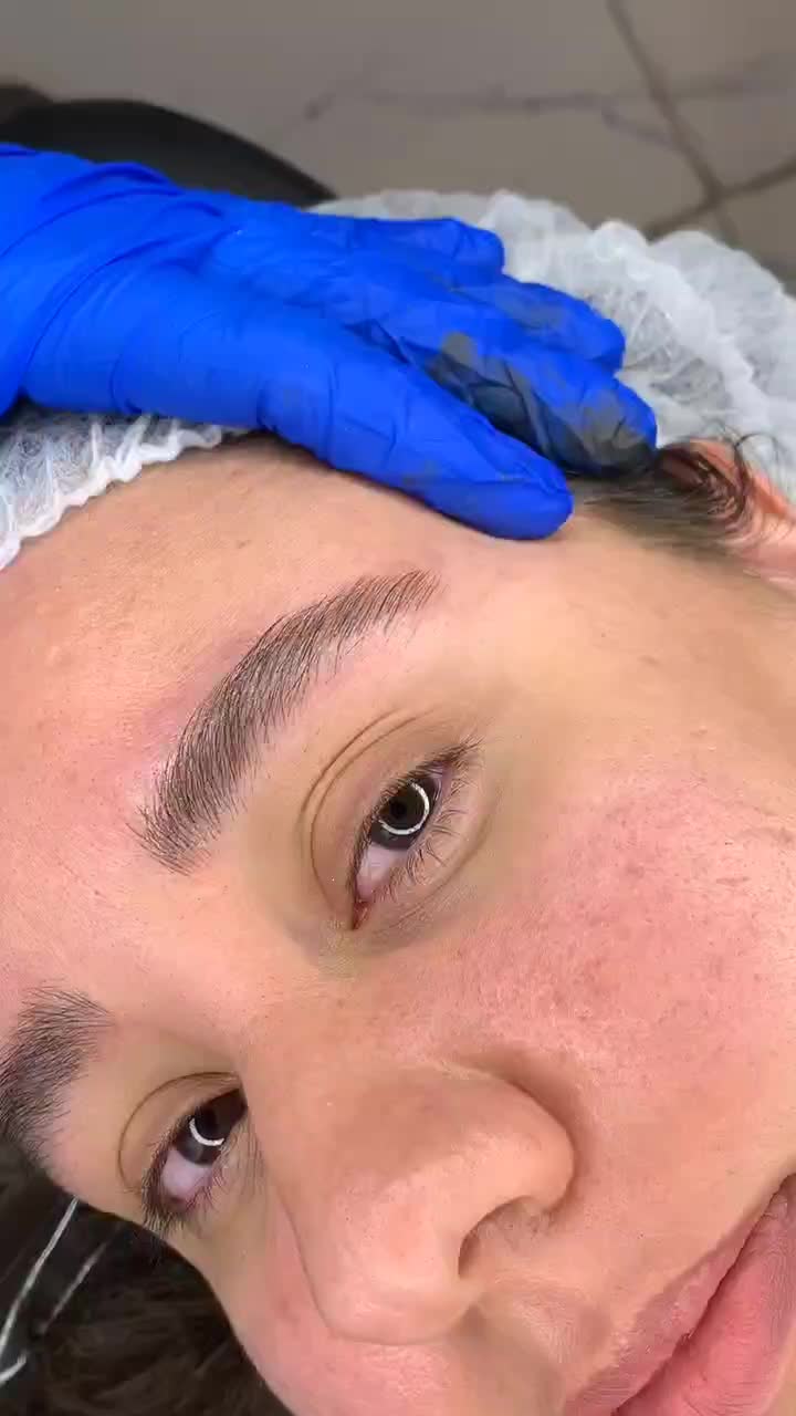 خدمات میکروبلیدینگ ( تکنیک نچرال برروز )|خدمات آرایشگری و زیبایی|ورامین, ورامین|دیوار