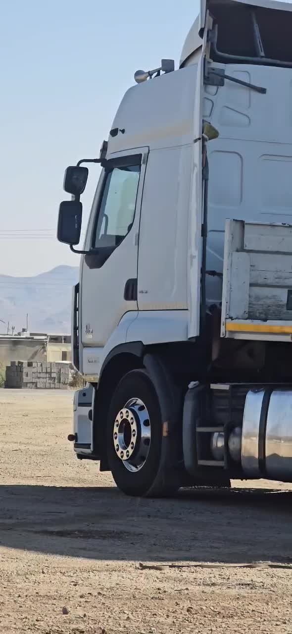 کفی ماموت|خودرو سنگین|کنگاور, |دیوار