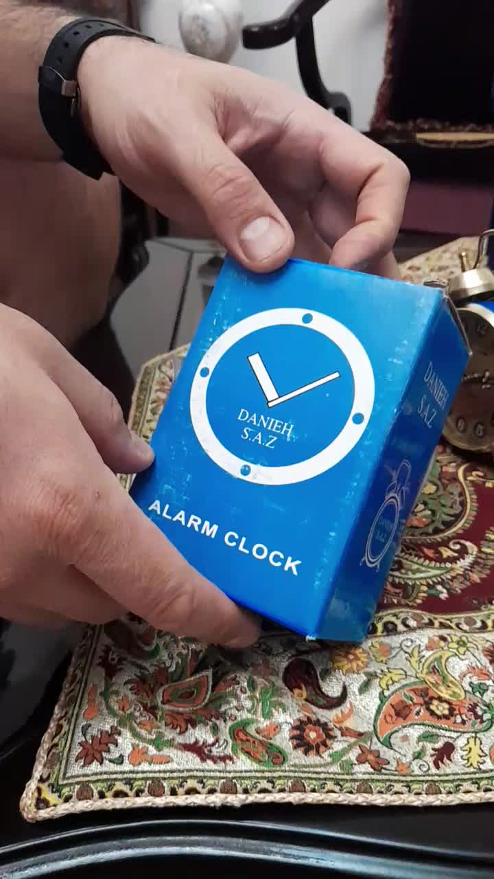 ساعت رومیزی عتیقه 50 سال کوکی آکبند واقعی خشک|ساعت|تهران, فرمانیه|دیوار