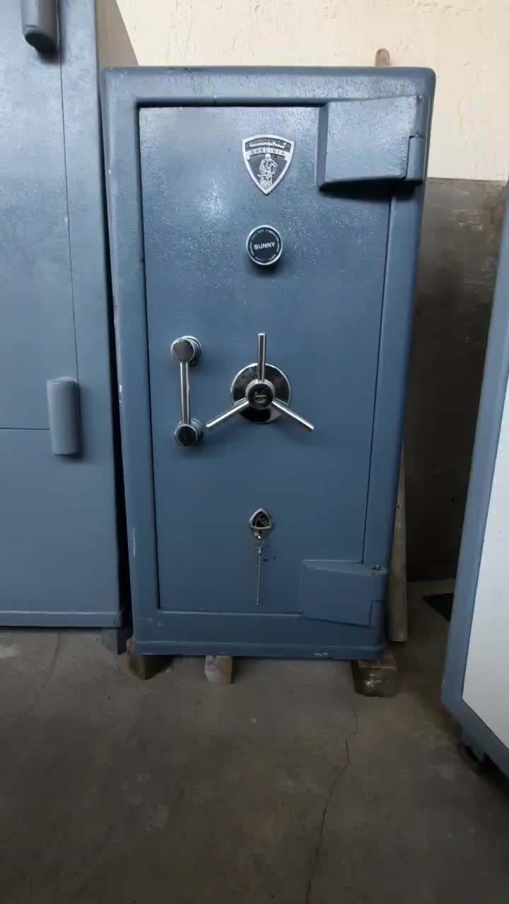 گاوصندوق ۱۳۰ سوپر گنجینه / گاو صندوق ۱ تن|ابزارآلات|تهران, خلیج فارس|دیوار