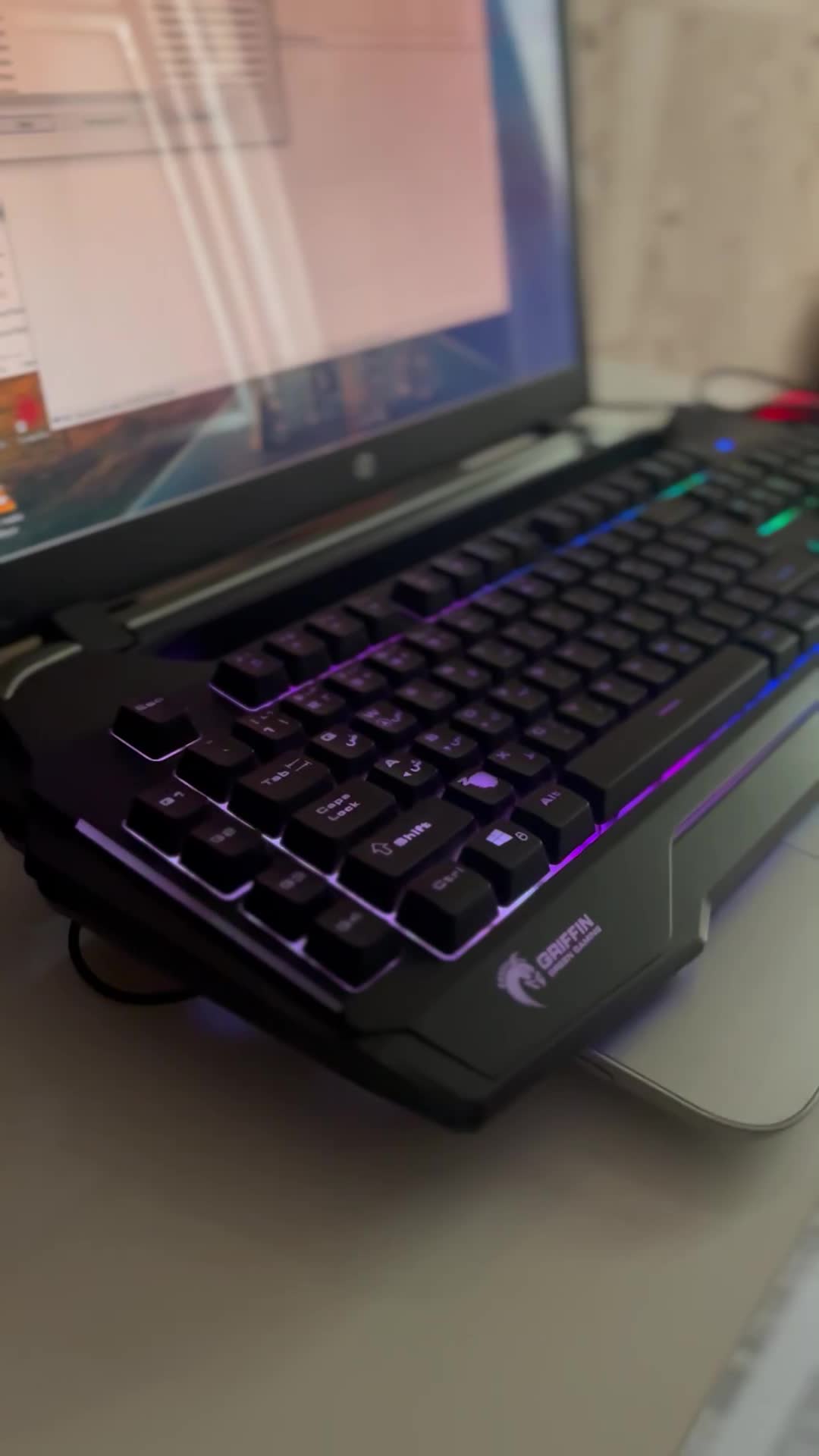 کیبورد Gaming GK702-RGB|قطعات و لوازم جانبی رایانه|شیراز, ملاصدرا|دیوار