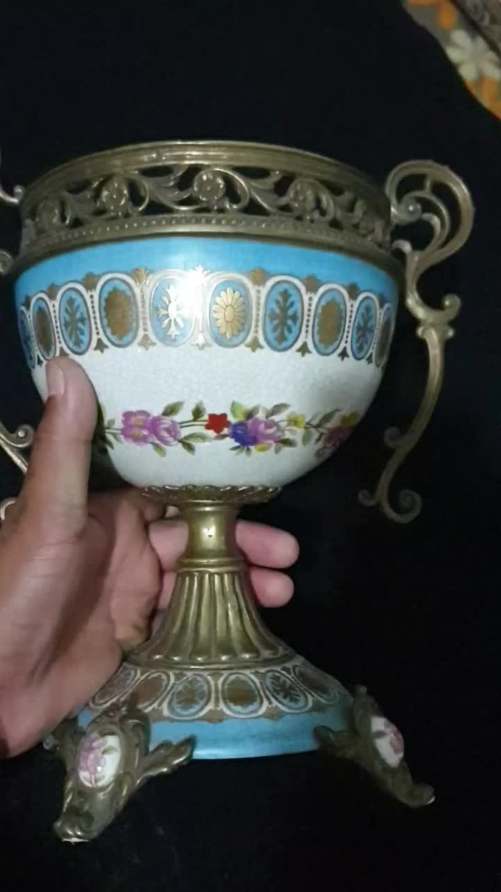 گلدان قدیمی اروپایی|کلکسیون اشیاء عتیقه|تهران, دکتر هوشیار|دیوار