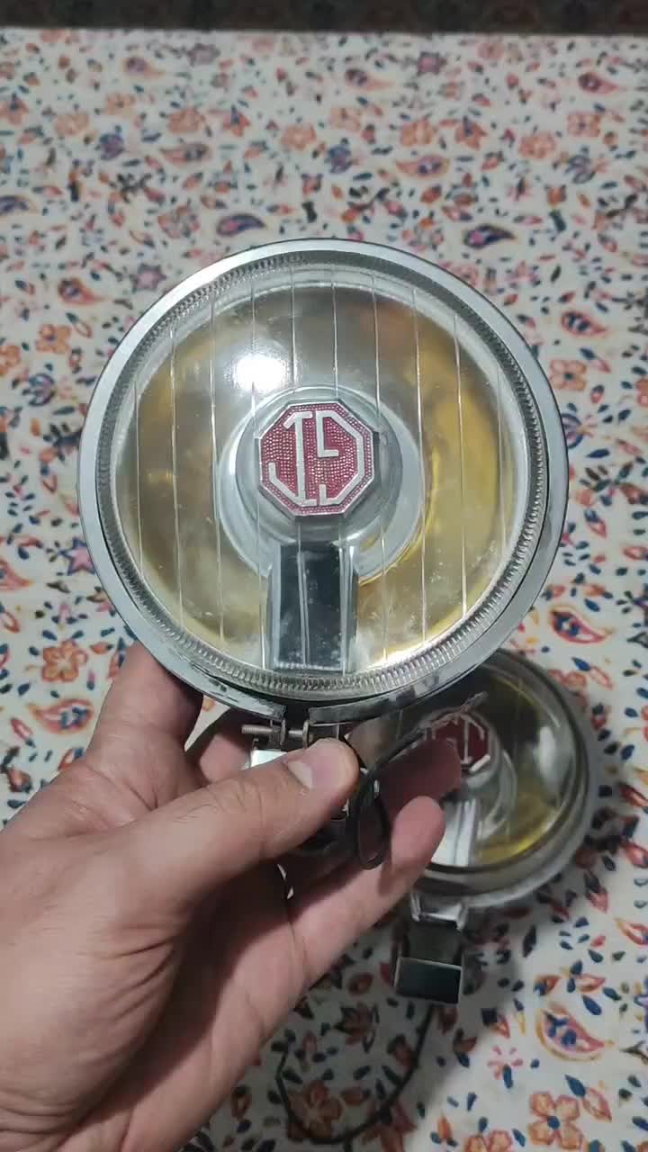 چراغ مه شکن gt برند mg|قطعات یدکی و لوازم جانبی|شیراز, شهرک مخابرات|دیوار
