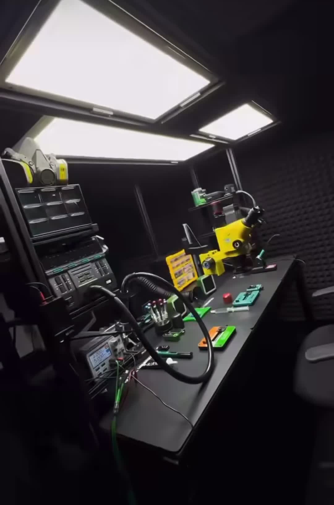 تعمیرات فوری موبایل ایرپاد ساعت هوشمند هدست|خدمات رایانه‌ای و موبایل|تهران, فلسطین (میدان انقلاب)|دیوار