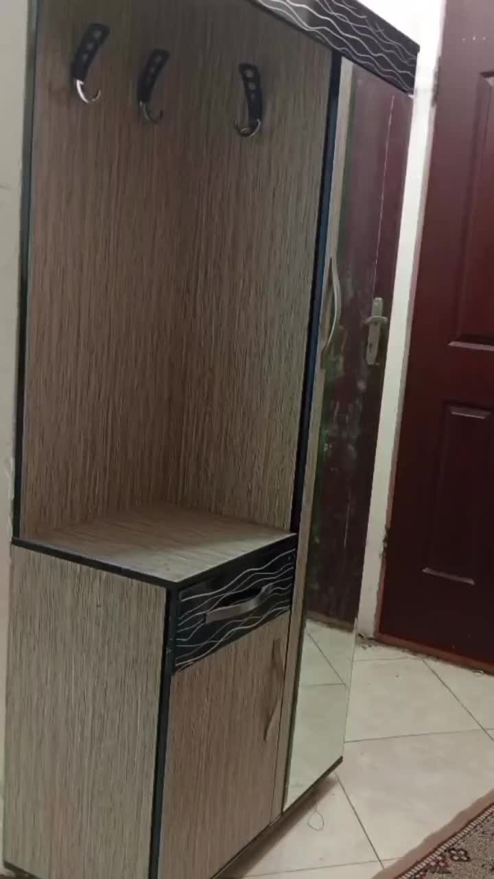 جاکفشی و جالباسی سالم و تمیز آینه‌دار|جاکفشی، کمد، دراور|جیرفت, |دیوار