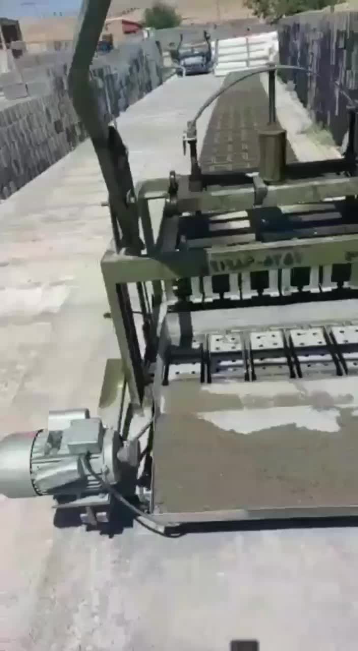 دستگاه بلوک تک دینام دستگاه بلوکزنی ساده|ماشین‌آلات صنعتی|بجنورد, |دیوار