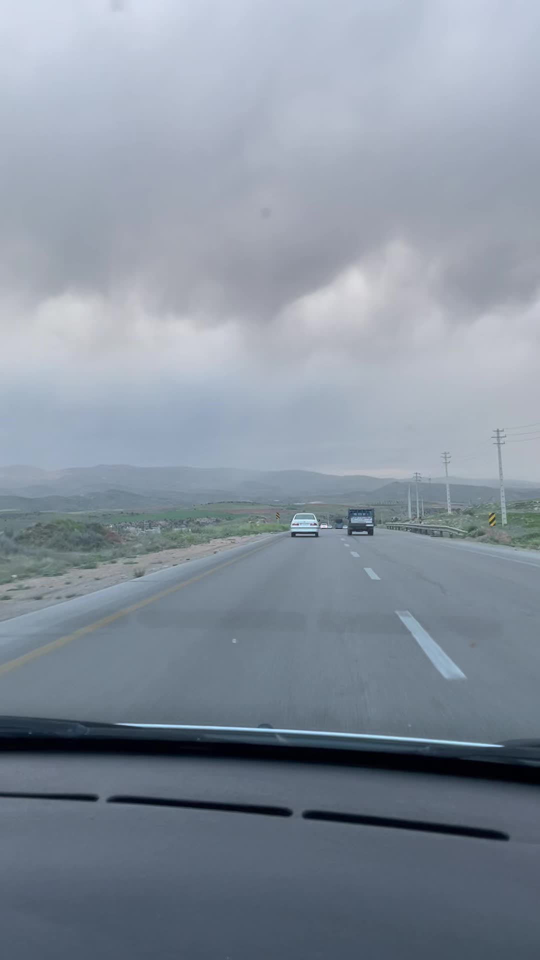 اجاره روزانه/هفتگی/ماهانه ویلا ۳ هکتار در خانزنیان|اجارهٔ کوتاه‌مدت ویلا و باغ|شیراز, فرهنگ شهر|دیوار