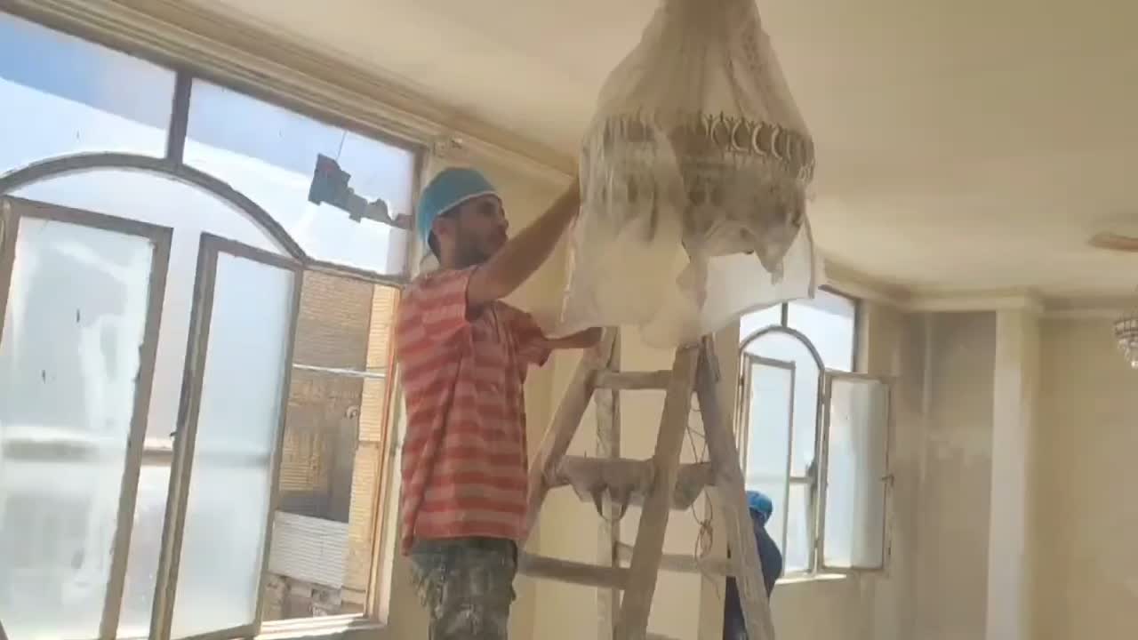 نقاشی ساختمان ( رنگ پاشی بدون بتونه کاری متری 30))|خدمات پیشه و مهارت|مشهد, طلاب|دیوار