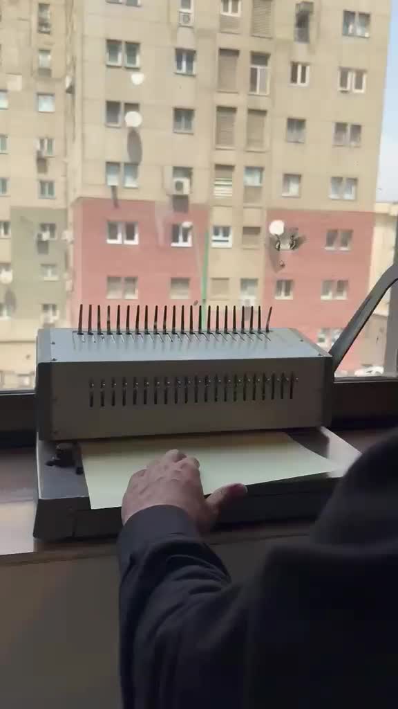 دستگاه صحافی دوکاره پلاستیکی و مارپیچ 2088 وگیوتین|لوازم التحریر|تهران, خرمشهر|دیوار