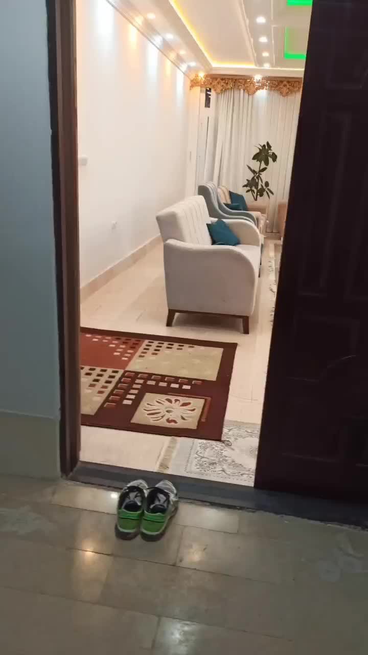 نزدیک به مراکز خرید پارکینگ دار|اجارهٔ کوتاهمدت آپارتمان و سوئیت|مهاباد (آذربایجان غربی), |دیوار