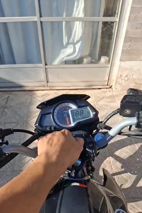 موتور بنلی 150 مدل 1401|موتورسیکلت|کرمان, |دیوار