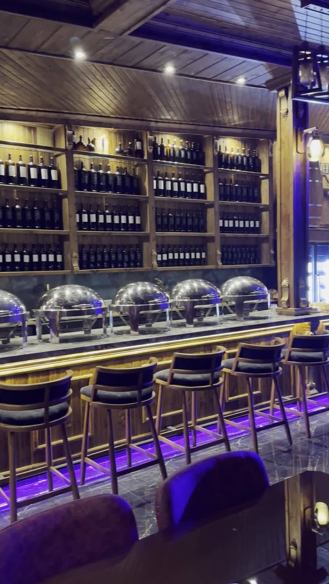 عمارت هورامان باغ تالار عروسی عقدکنان تولد ویلا|خدمات پذیرایی، مراسم|محمدشهر, محمدشهر|دیوار