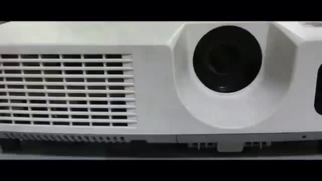 ویدئو پروژکتور هیتاچی DUKANE|تلویزیون و پروژکتور|یزد, |دیوار