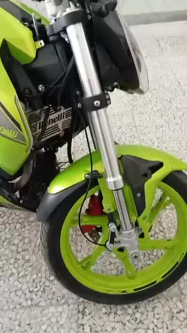 بنلی|موتورسیکلت|کنگاور, |دیوار