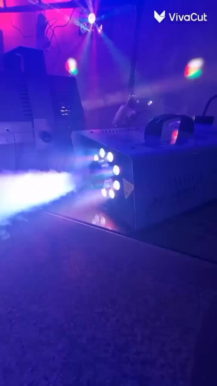 دی جی حرفه ای خانم و اقا باسیستم صوت و بندکامل|خدمات پذیرایی، مراسم|قزوین, |دیوار