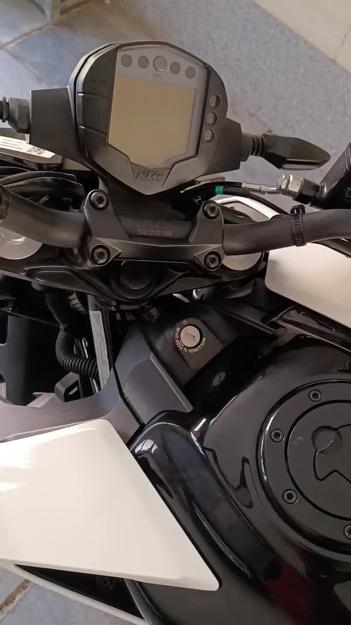 KTM duke250 1401|موتورسیکلت|اصفهان, عسگریه|دیوار