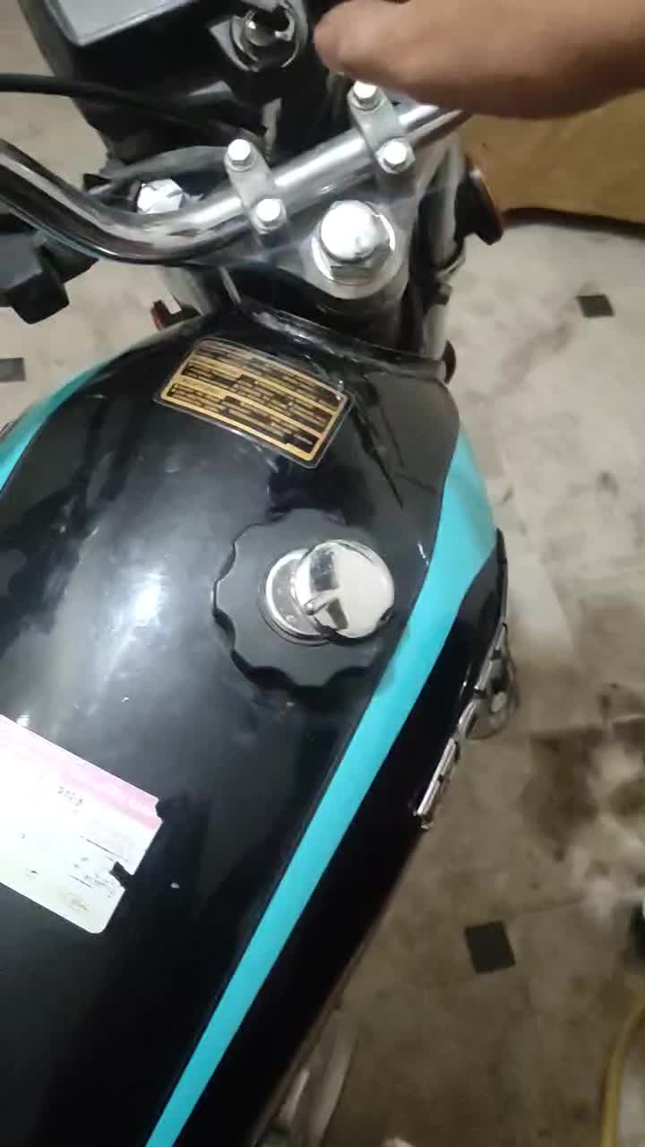 متور هندا ۱۲۵وحشی|موتورسیکلت|قم, آذر (نکویی)|دیوار