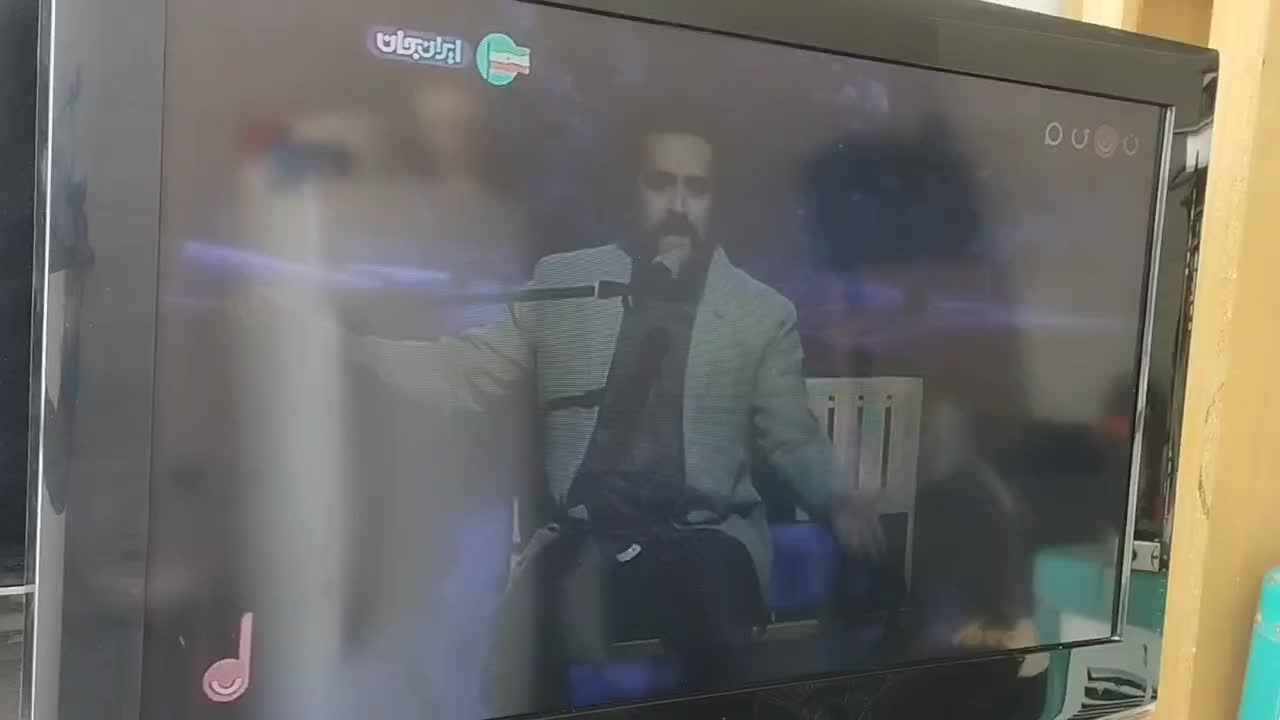 ال سی دی 32|تلویزیون و پروژکتور|پیر بکران, |دیوار