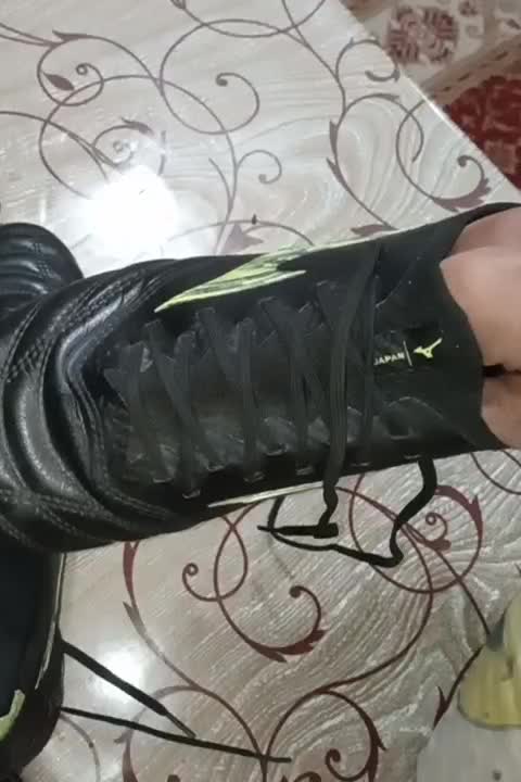 کفش فوتبال میزانوژاپن یک بازی استفاده شده سایز41|ورزش‌های توپی|بندرعباس, |دیوار