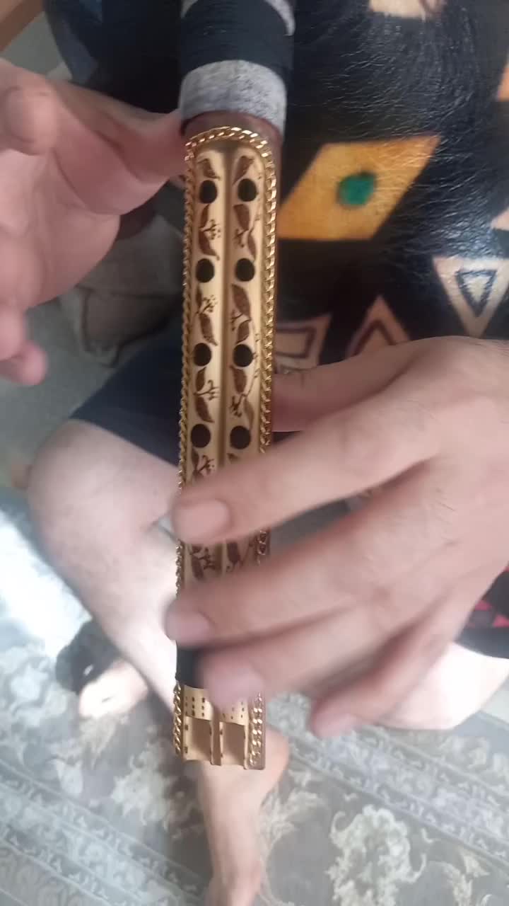 نی هنبان سل کوک|سازهای بادی|فردیس, ثابتی|دیوار