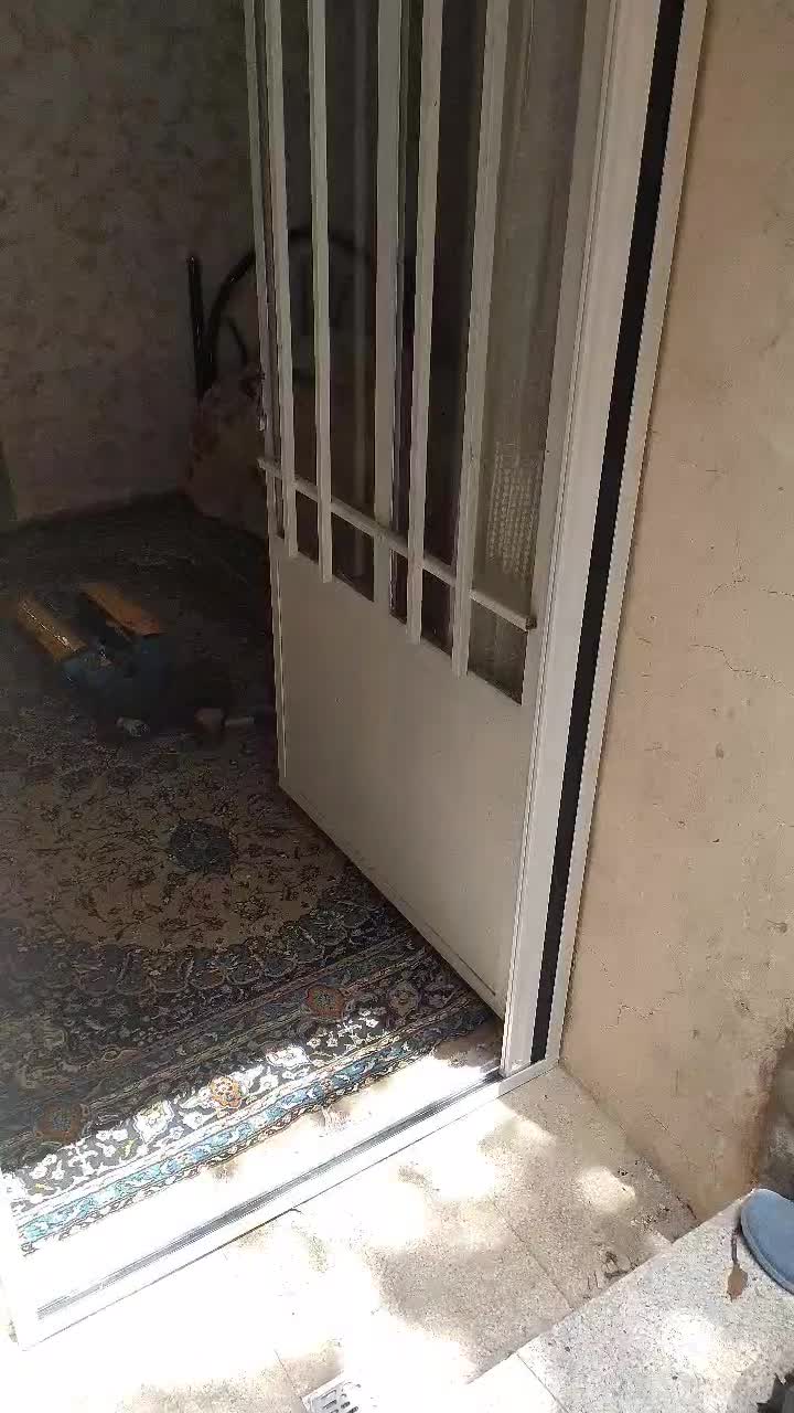 درب و پنجره هنرمند|عمدهفروشی|برزک, |دیوار