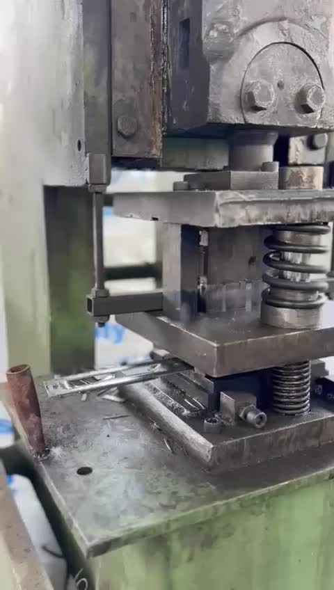 تولیدی والپست و میلگرد بستر  ساختمانی|مصالح و تجهیزات ساختمان|برازجان, |دیوار