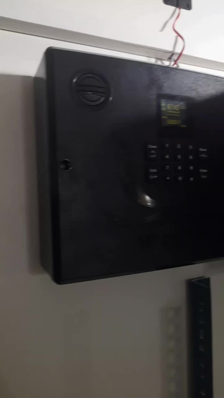 فروش ونصب انواع دوربین مداربسته‌دزدگیرواعلام حریق|دوربین مداربسته|بندرعباس, |دیوار