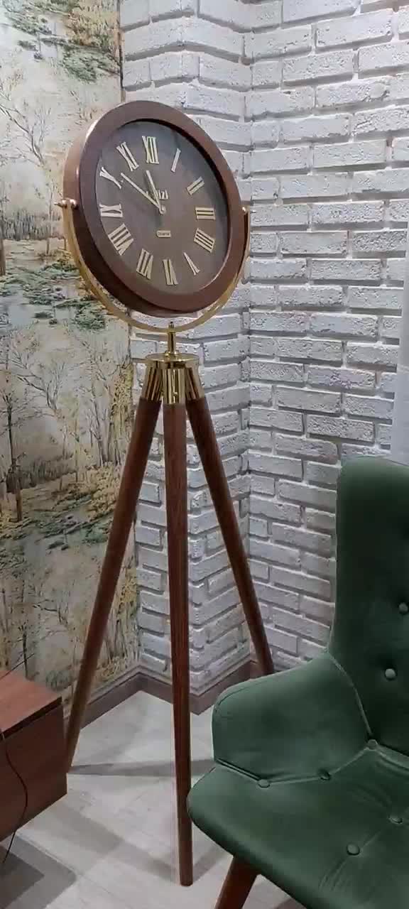 ساعت ایستاده پایه چوب گردو|ساعت دیواری و تزئینی|رشت, رشتیان|دیوار
