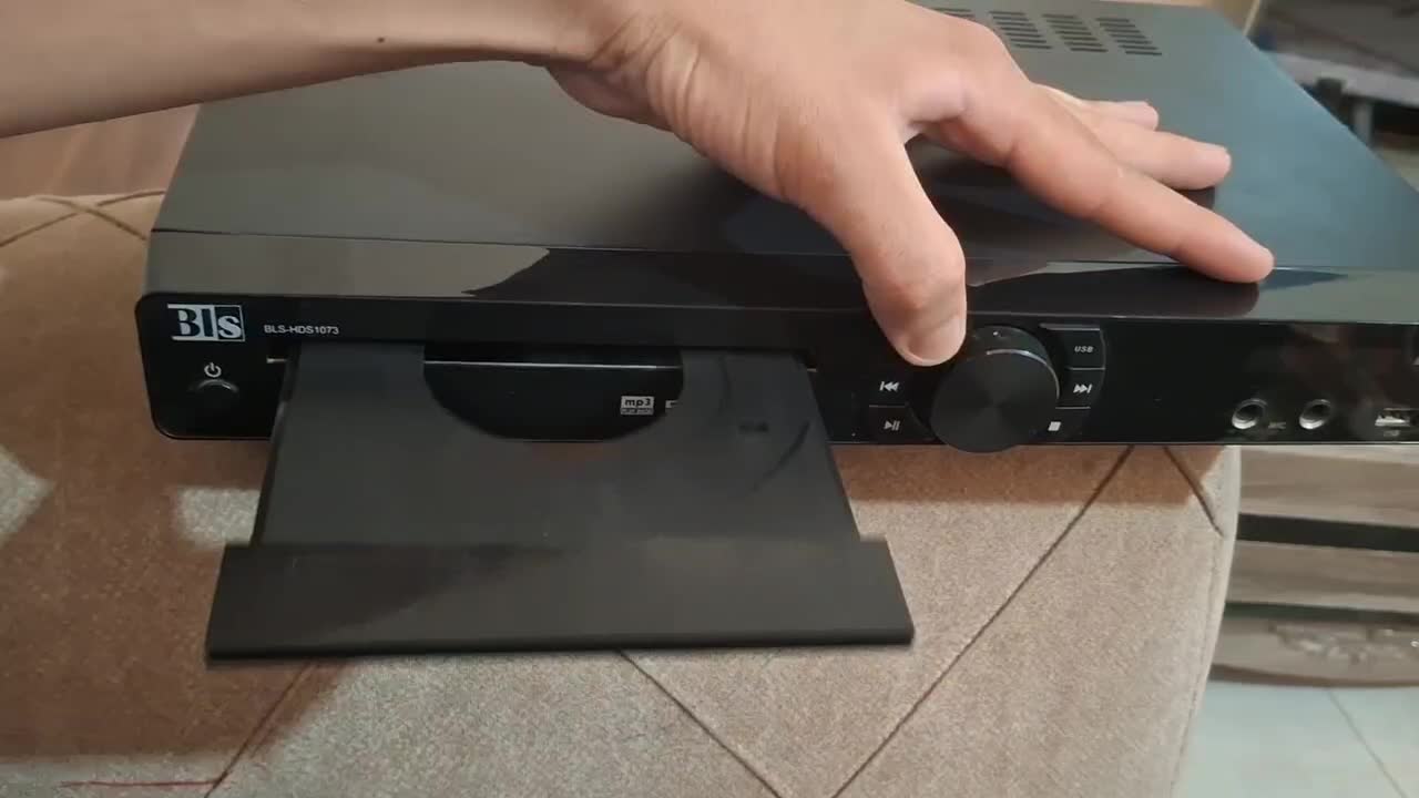 دستگاه سی دی|پخش‌کننده DVD و ویدیو|رشت, دیانتی|دیوار