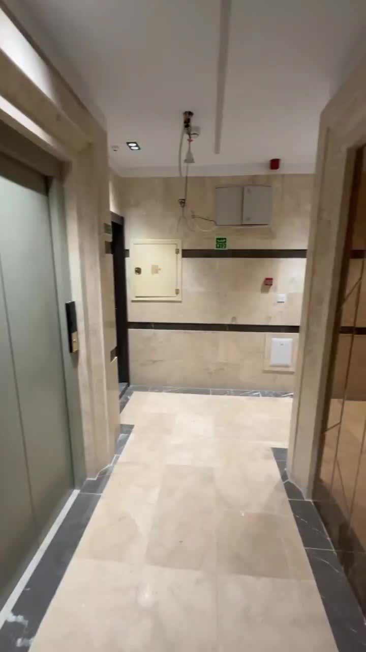 عمارت رامبد۱۵ +۱۹۵متر+بالکن سرتاسر+رو به نما|فروش آپارتمان|فردیس, فردیس|دیوار