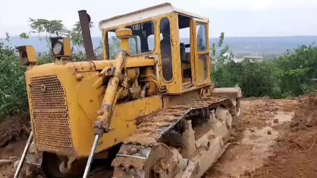 بلدوزر آمریکایی Caterpillar|خودرو سنگین|بابل, |دیوار
