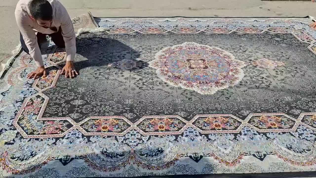 فرش کرم‌ طوسی جفت ۱۲متری بسیارکمکاردرحدنو|فرش|علی‌آباد کتول, |دیوار