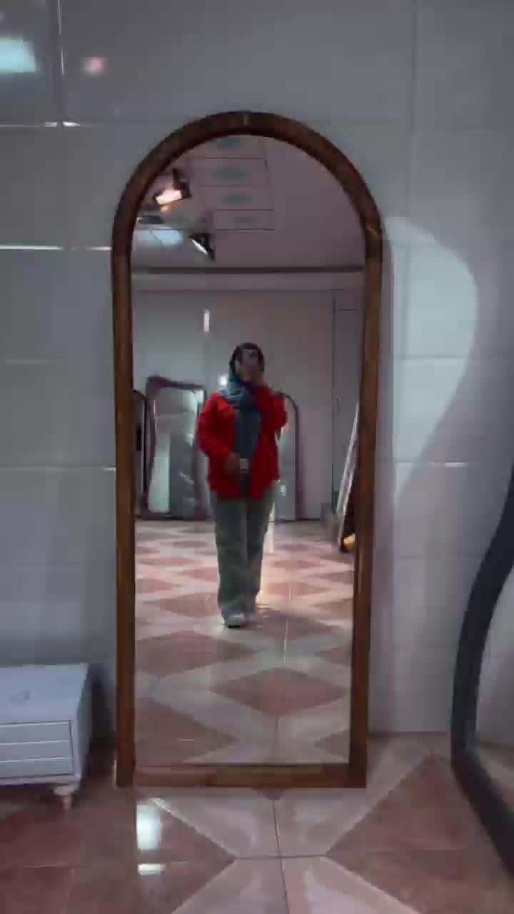 آینه لوکاس|آینه|نهاوند, |دیوار