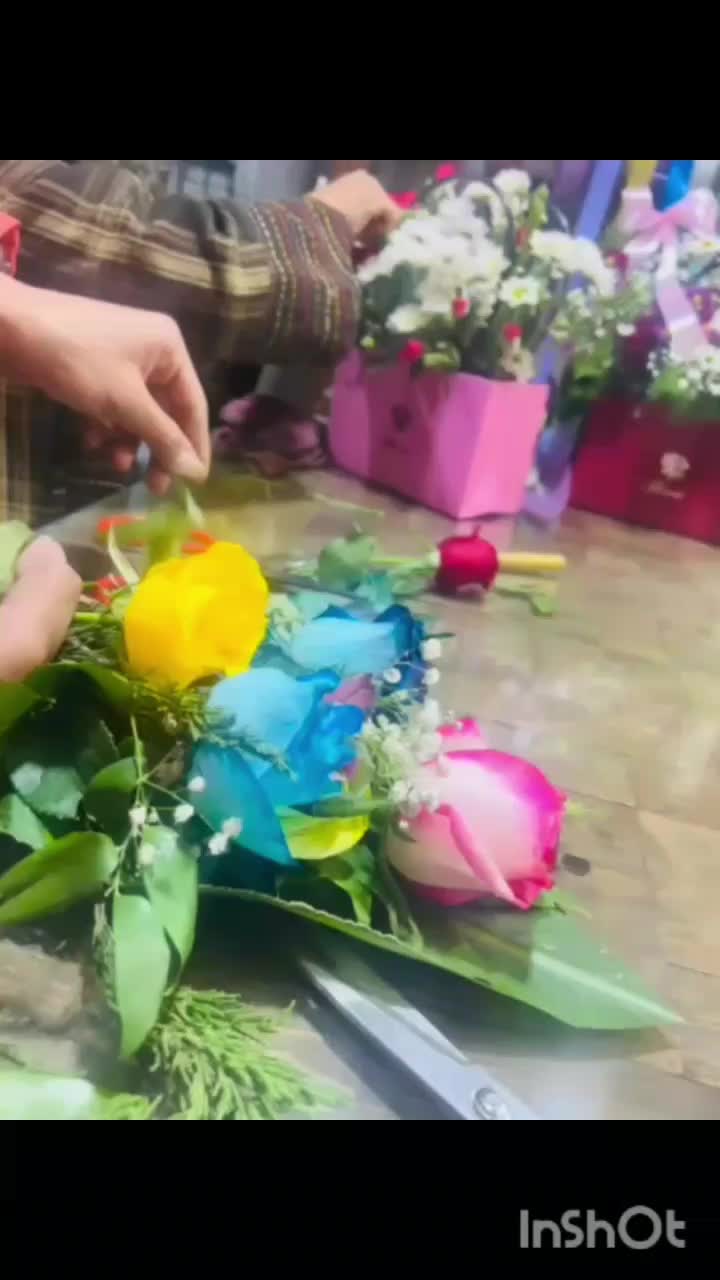 سبد گل مصنوعی و گل طبیعی گلفروشی رز پایه عزاداری|گل مصنوعی|بیرجند, |دیوار