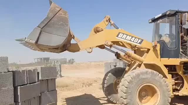 فروش لودر زد ال40 کوبلکو|خودرو سنگین|ابرکوه, |دیوار