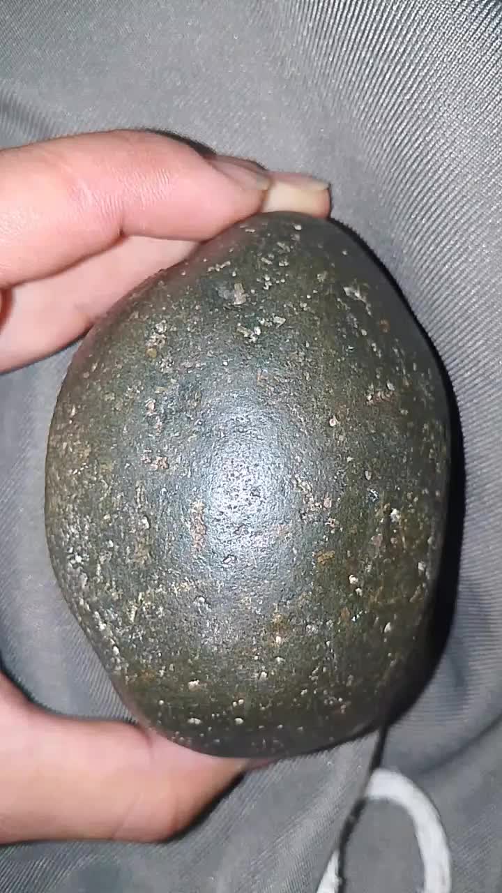 سنگ خیلی قدیمی بان یشم|کلکسیون اشیاء عتیقه|سنندج, |دیوار