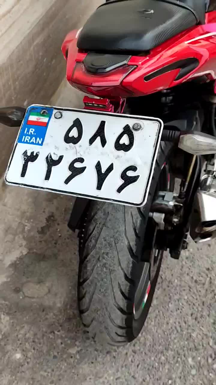 بنلی ریس اس|موتورسیکلت|رشت, انصاری|دیوار