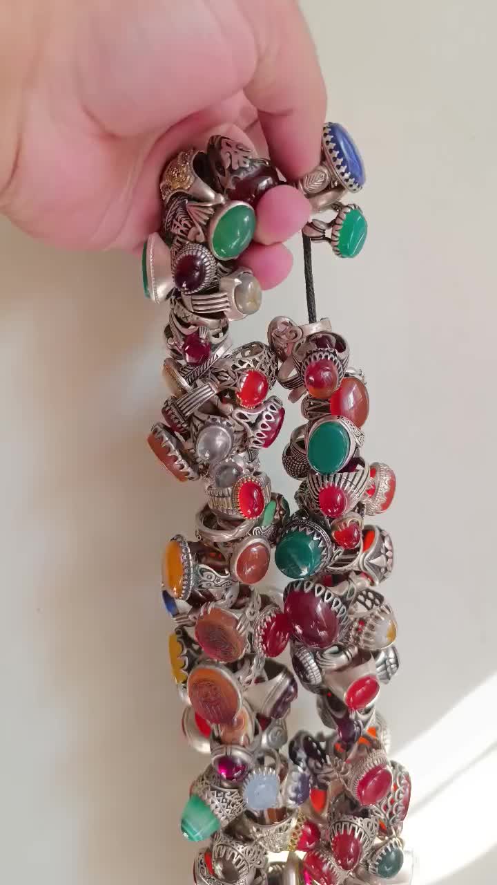 ۲ کیلو انگشتر نقره سنگ ها اصلی|جواهرات|اصفهان, پوریای ولی|دیوار