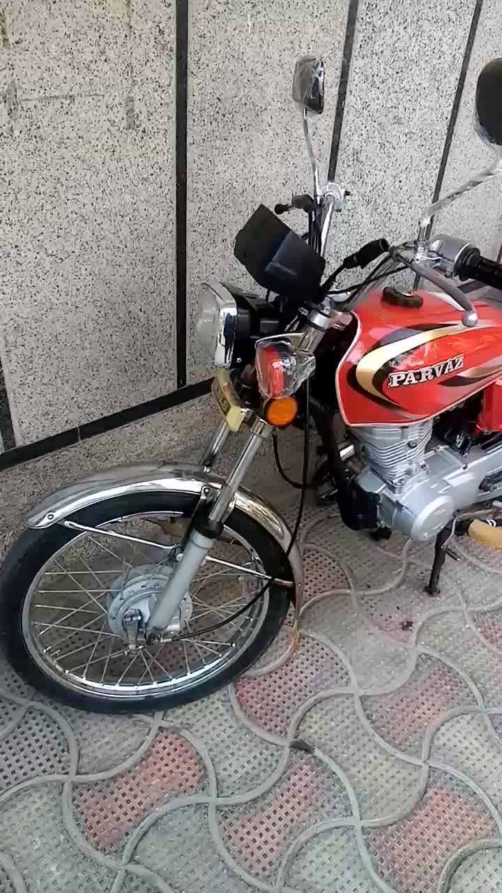 موتور سیکلت درحد خشک 1404 مزایده تخفیف فقط امروز|موتورسیکلت|اصفهان, شهید رجایی|دیوار