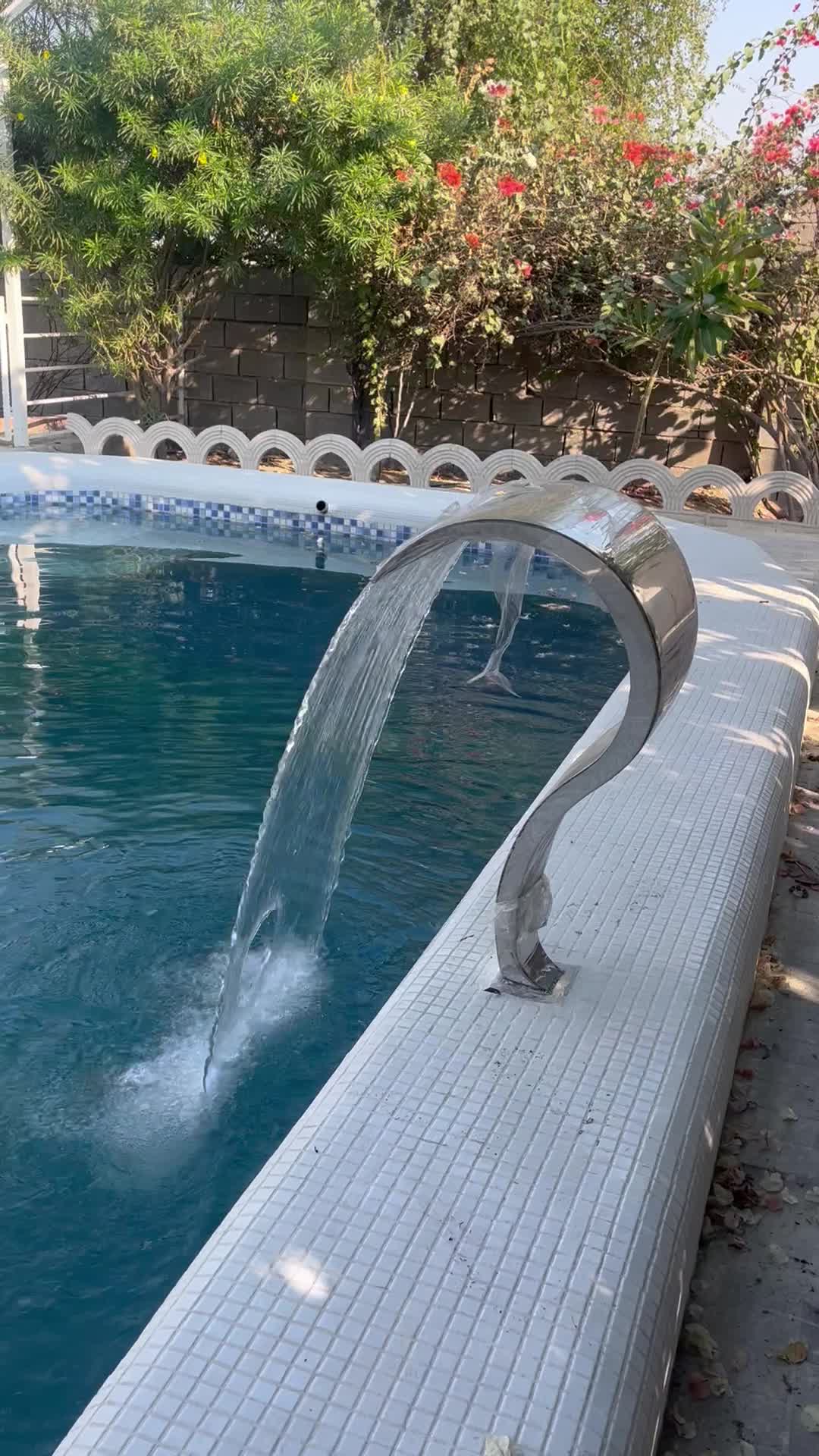 ویلا استخر دار سرخون|اجارهٔ کوتاه‌مدت ویلا و باغ|بندرعباس, |دیوار